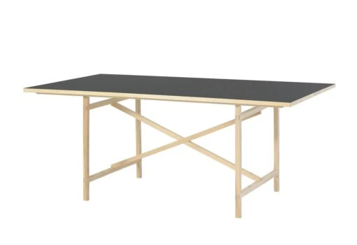 Egon Dining Table